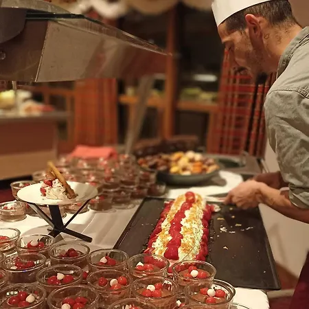 Club Les Sittelles Resort 3*