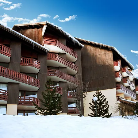 Club Les Sittelles 3* La Plagne